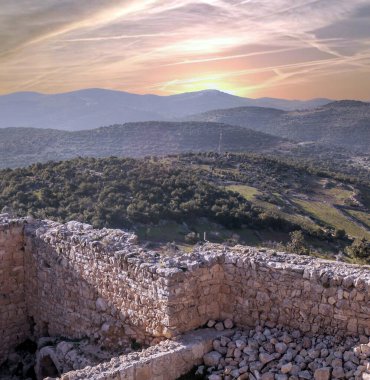 Güneşli bir günde Ürdün Ajlun kalesinin.