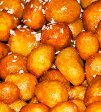 Tipik Arapça tatlı bal börek.