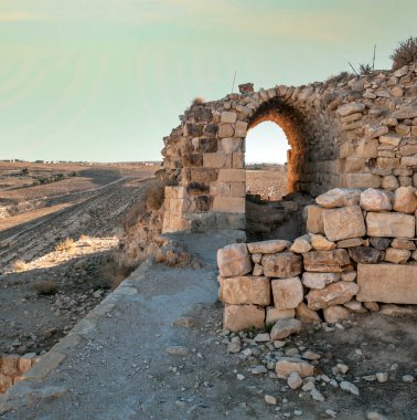 Jordan Shobak çöl içinde antik kale kalıntıları