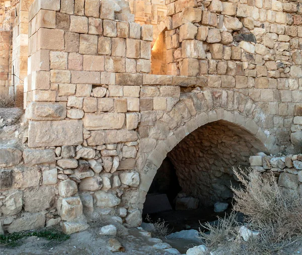 约旦肖巴克沙漠中的古堡遗址 — 图库照片