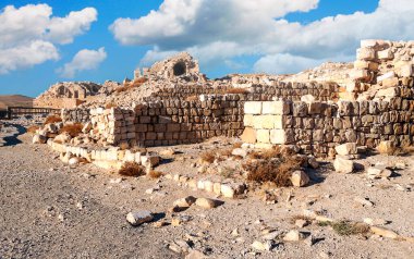 Shobak çölünde eski bir kale yıkıldı.