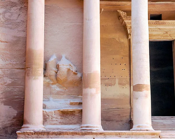 Ruins Ancient City Petra Jordan Sunny Day Petra Important Archaeological — Stock Photo, Image