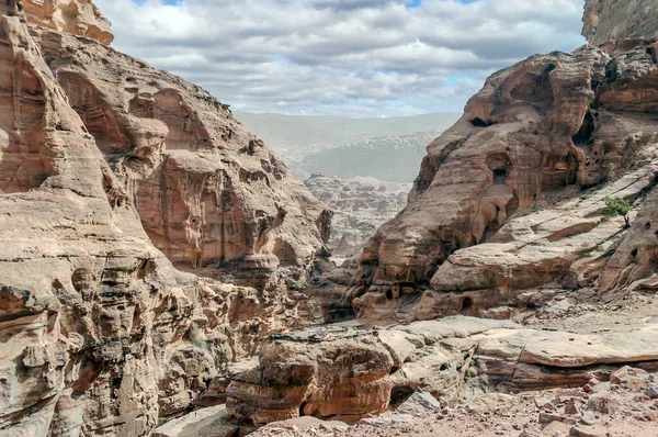 Zřícenina Starobylého Města Petra Jordánsku Slunečného Dne Petra Významným Archeologickým — Stock fotografie