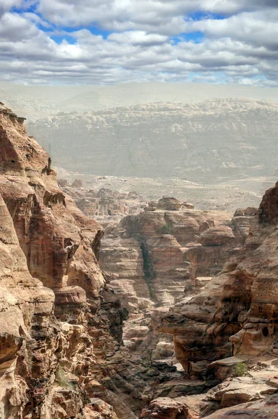 Ruinas Antigua Ciudad Petra Jordania Día Soleado Petra Importante Yacimiento — Foto de Stock