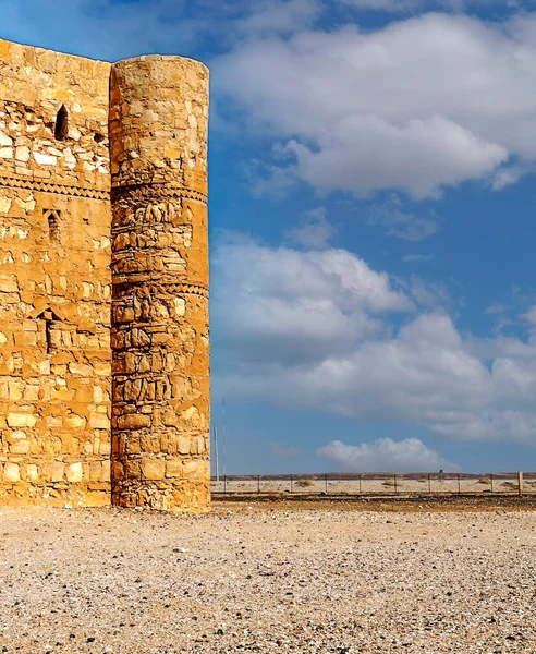 Зруйнований Замок Пустелі Ваді Рам Йорданія Похмурий День — стокове фото