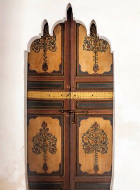 Fas 'ın Marakeş kentindeki Koutoubia Camii, Almohad sanatının temsilcisi..