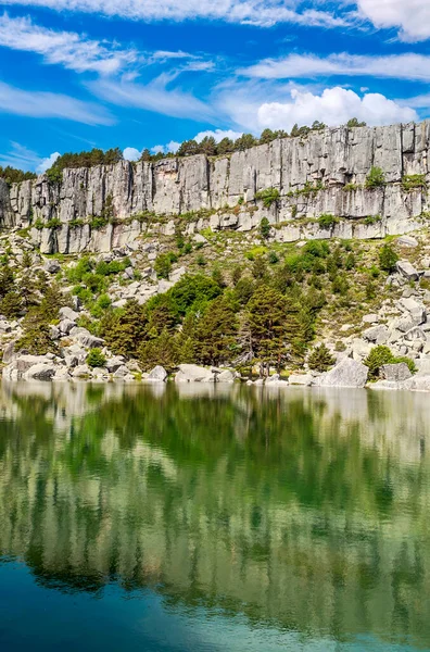 Jezero Španělské Provincie Soria Slunečného Dne — Stock fotografie