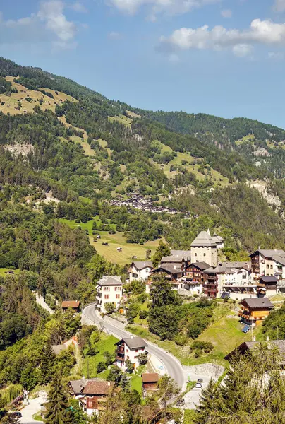 Casas Madera Los Alpes Suizos Valle Saint Luc Día Nublado — Foto de Stock