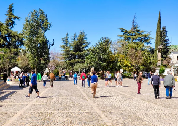 Ronda Spain May 2022 Tourist Walking Shop Street Ronda Sunny — 图库照片