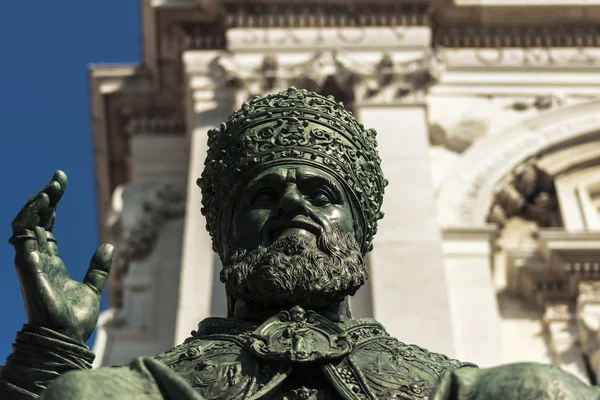 Monumenten het heiligdom van onze Vrouwe van loreto — Stockfoto