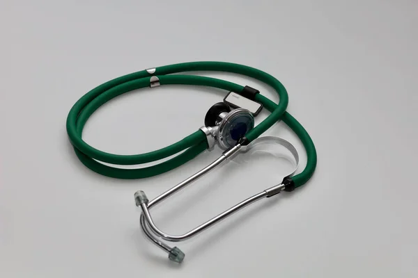 Medical Stethoscope White Background Green Stethoscope Product Photo Doctor Stethoscope — 스톡 사진