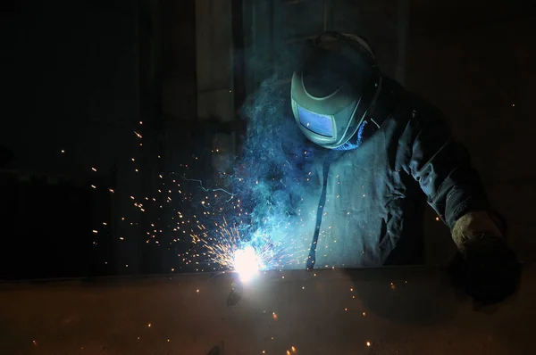Electric Welder Work Worker Welds Metal Structures Factory Professions — Stock Photo, Image