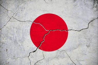 Duvarda çatlak bir Japon bayrağı resmi. Arkaplan.