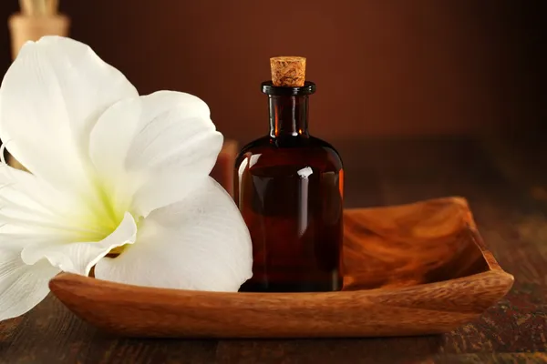 Aromatherapy and Massage Oil — Stock Photo, Image