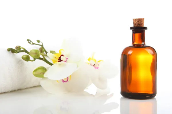 Aromatherapie en massage olie — Stockfoto