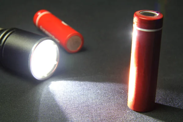 Baterias Iões Lítio Bateria Está Vermelha Taxa Energia — Fotografia de Stock