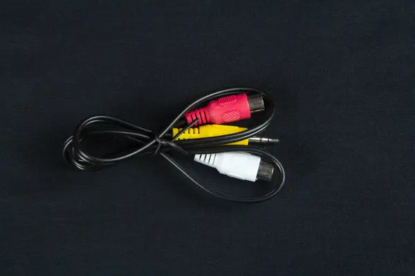 Cable Rca Tres Colores Para Conectar Diferentes Dispositivos —  Fotos de Stock