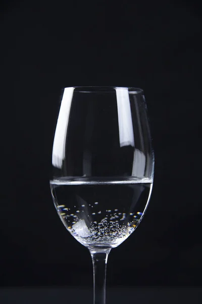 Szklanka Wody Mineralnej Stole — Zdjęcie stockowe