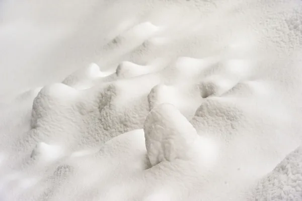 Cobertura de neve fresca no inverno — Fotografia de Stock