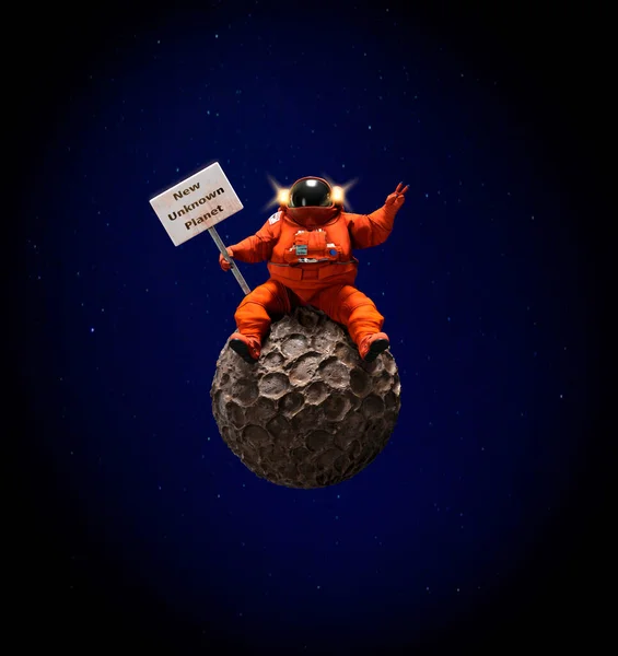 新しい未知の惑星に座っている小惑星の宇宙飛行士 3Dレンダリング — ストック写真