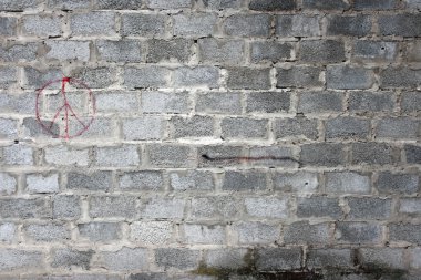 Pacifik işareti gri bir duvar. Şehrin yoksul bir alanda duvar. WA