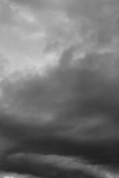 Karanlık fırtınalı bulutlar — Stok fotoğraf