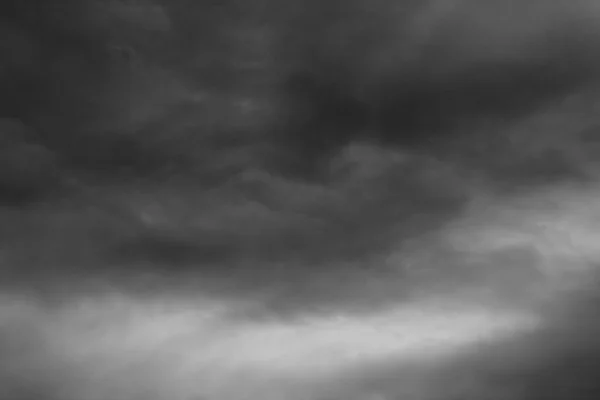 Nubes oscuras como si armageddon —  Fotos de Stock