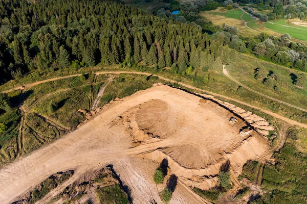 Remoção Sobrecarga Pedaço Terra Antes Mineração Poço Areia Vista Aérea Imagens Royalty-Free