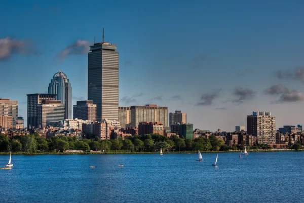 Boston panoramę całej charles river w pobliżu słońca — Zdjęcie stockowe