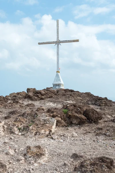 Χριστιανικός Σταυρός στο λόφο (3) — Φωτογραφία Αρχείου