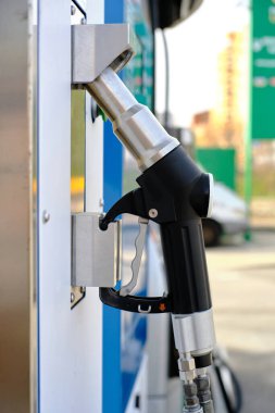 Doğal gaz için ekolojik pompalar - enerji krizi kavramı