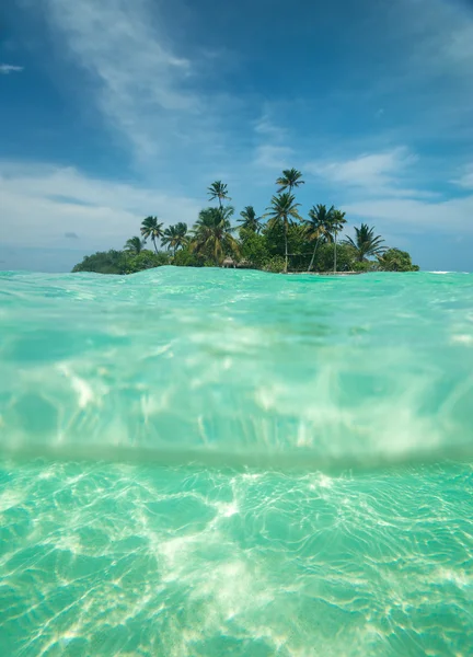 Tropical island — Stock Photo, Image