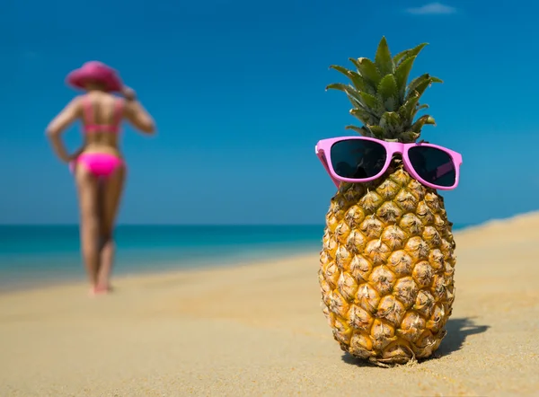 Pineapple in glasses — Stock Photo, Image