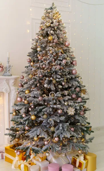 Kerstmis Nieuwjaarsvakantie Decoratie Kerstboom — Stockfoto