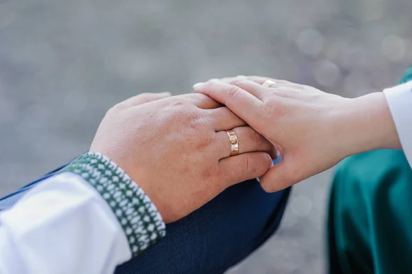 Groom Holds Bride Hand Guy Holds Girl Hand Wedding — Stock Photo, Image