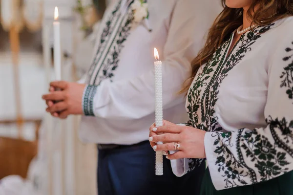 Bride Groom Hold Shining Candles Ceremony Church Hands Newlyweds Candles — Zdjęcie stockowe