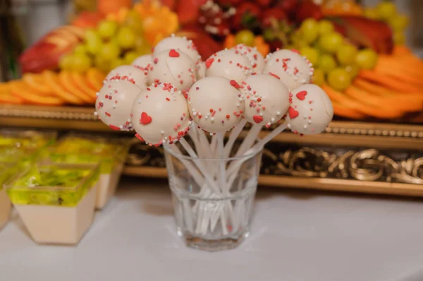 Süße Kuchen Bei Einem Hochzeitsbankett Catering Süßes Festbuffet — Stockfoto