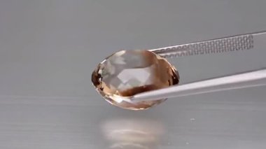 İmparatorluk şampanyası sarı topaz oval kesim cımbızda