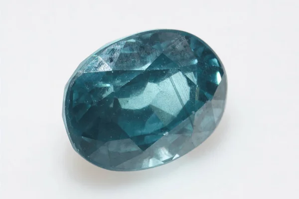 Натуральний Камінь Синій Циркон Білому Тлі — стокове фото