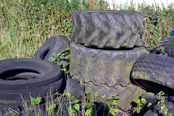 eski lastikler kazık!