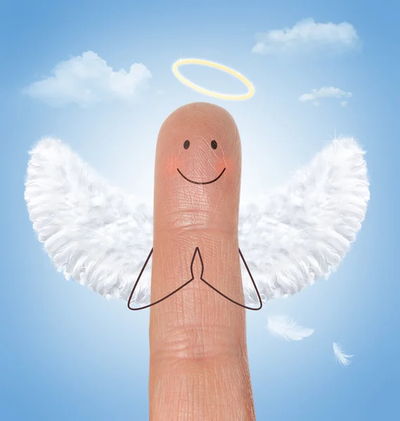 Ангел на пальце — стоковое фото