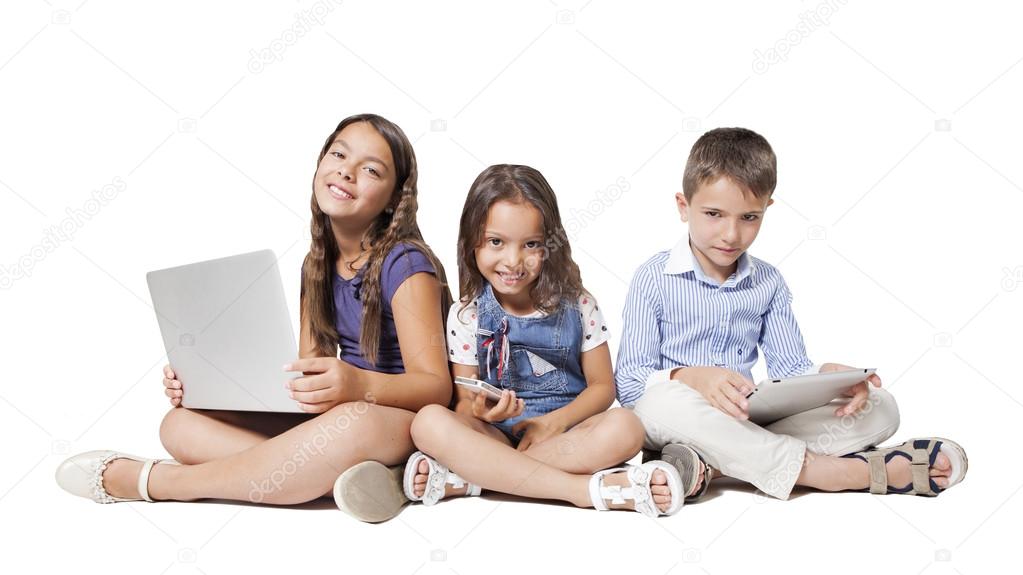 kids with new technology