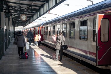 İstanbul, Türkiye, 5 Şubat 2011: Haydarpaşa büyük tren istasyonu Haydarpaşa, Sirkeci istasyonuyla birlikte İstanbul 'un iki şehirlerarası ve banliyö demiryolu terminali. 1909 'da yapılmış.