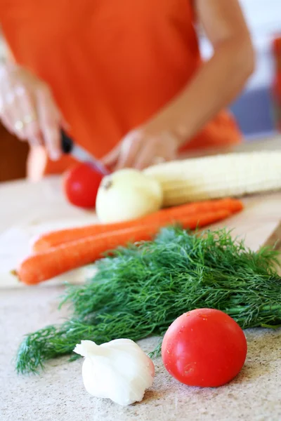 Preparing vegetables — Stock Photo, Image