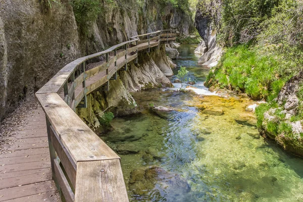 Board walk through Cerrada de Elias gorge — 스톡 사진