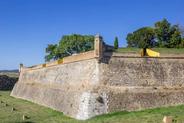 Parede Fortificada Com Torres Vigia Cidade Histórica Elvas Portugal — Fotografia de Stock