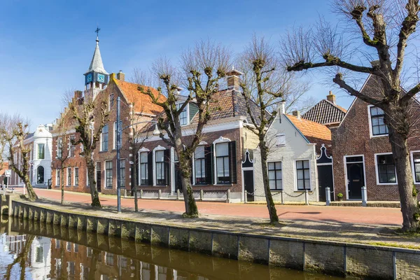 Historisch Stadhuis Oude Huizen Aan Het Kanaal Balk Nederland — Stockfoto
