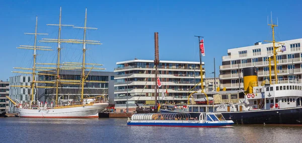 Panorama Crucero Turístico Nuevo Puerto Bremerhaven Alemania — Foto de Stock