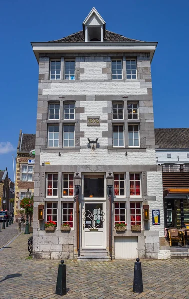 Restauracja Zabytkowym Budynku Placu Graanmarkt Maastricht Holandia — Zdjęcie stockowe
