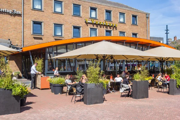 People Enjoying Spring Weather Cafe Emmeloord Netherlands — Foto de Stock